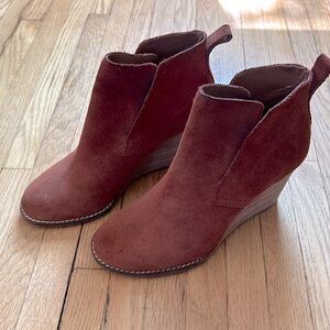Lucky Brand Suede Leather Wedges
